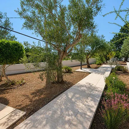 Dom wakacyjny Pesce 8 Ospiti Con Giardino E Parcheggio Privato