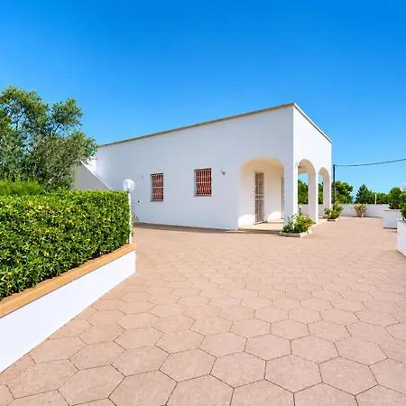 Pesce 8 Ospiti Con Giardino E Parcheggio Privato