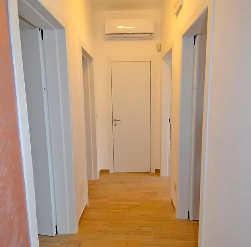 Pesce 8 Ospiti Con Giardino E Parcheggio Privato בית נופש Torre Pali